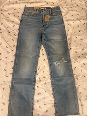 Levi's Wedgie Straight High-Rise Jeans - NWT